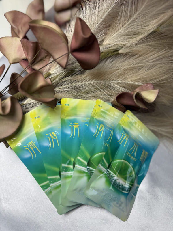 便利なジッパータイプ